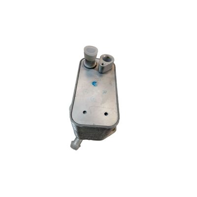 VOLVO Engine Oil Cooler 30757620